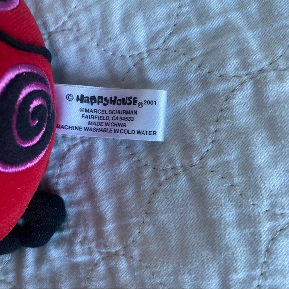 Happy House rattle red ladybug 5” embroidered hearts on face love bug 2001 Vtg - Picture 6 of 6